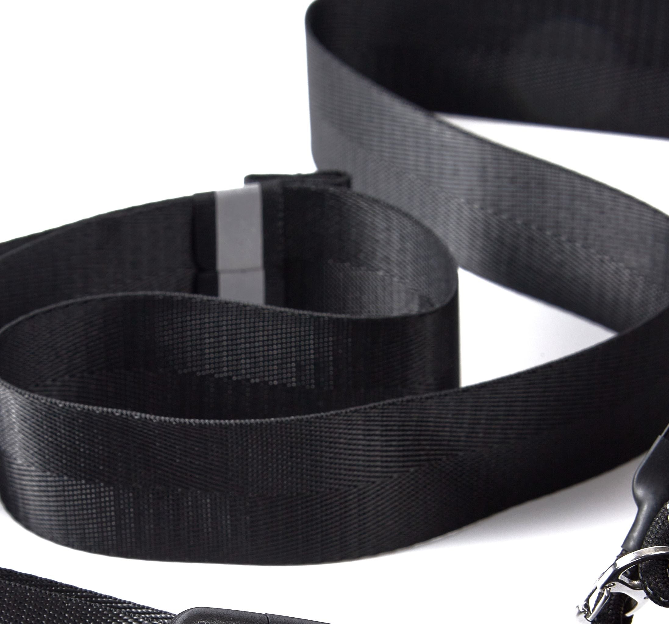 Essential Sling Bag